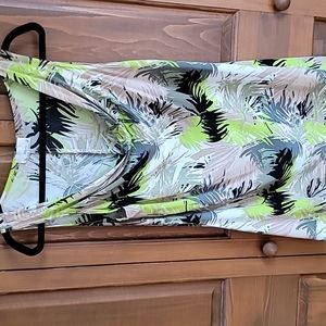 Abria green and black print sleeveless top